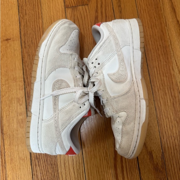 Nike Dunks - Picture 2 of 3